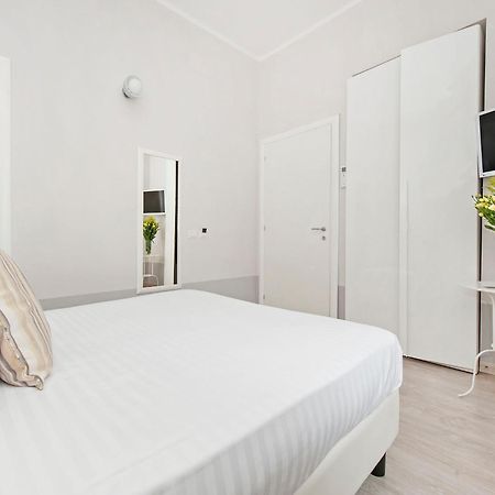 White Rooms Colosseo ローマ エクステリア 写真