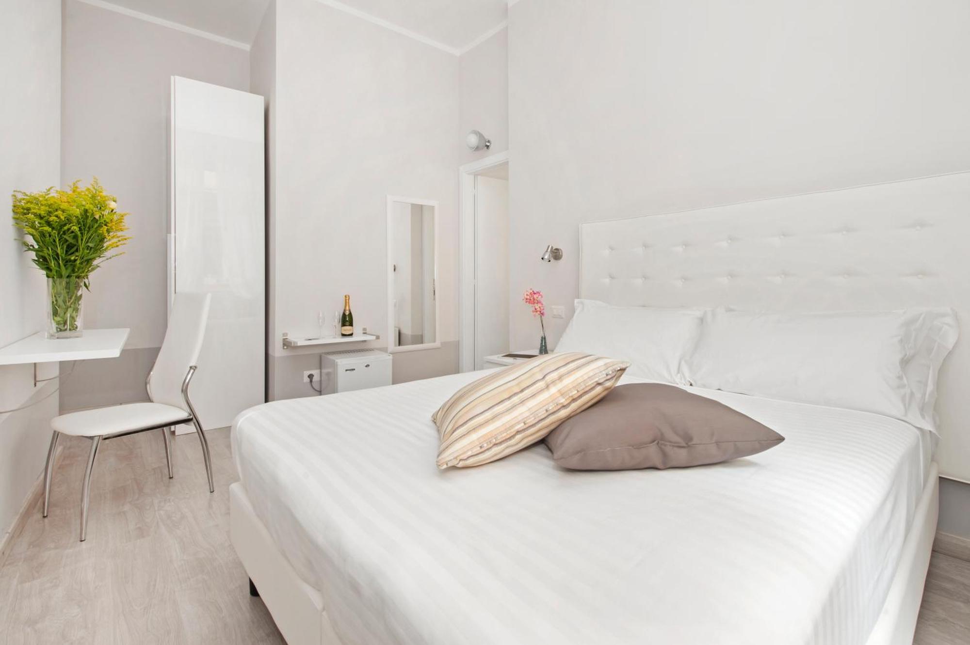 White Rooms Colosseo ローマ エクステリア 写真